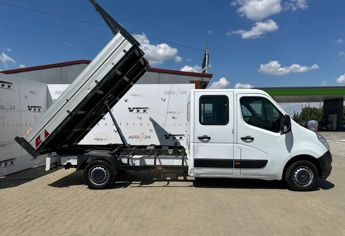 Opel Movano