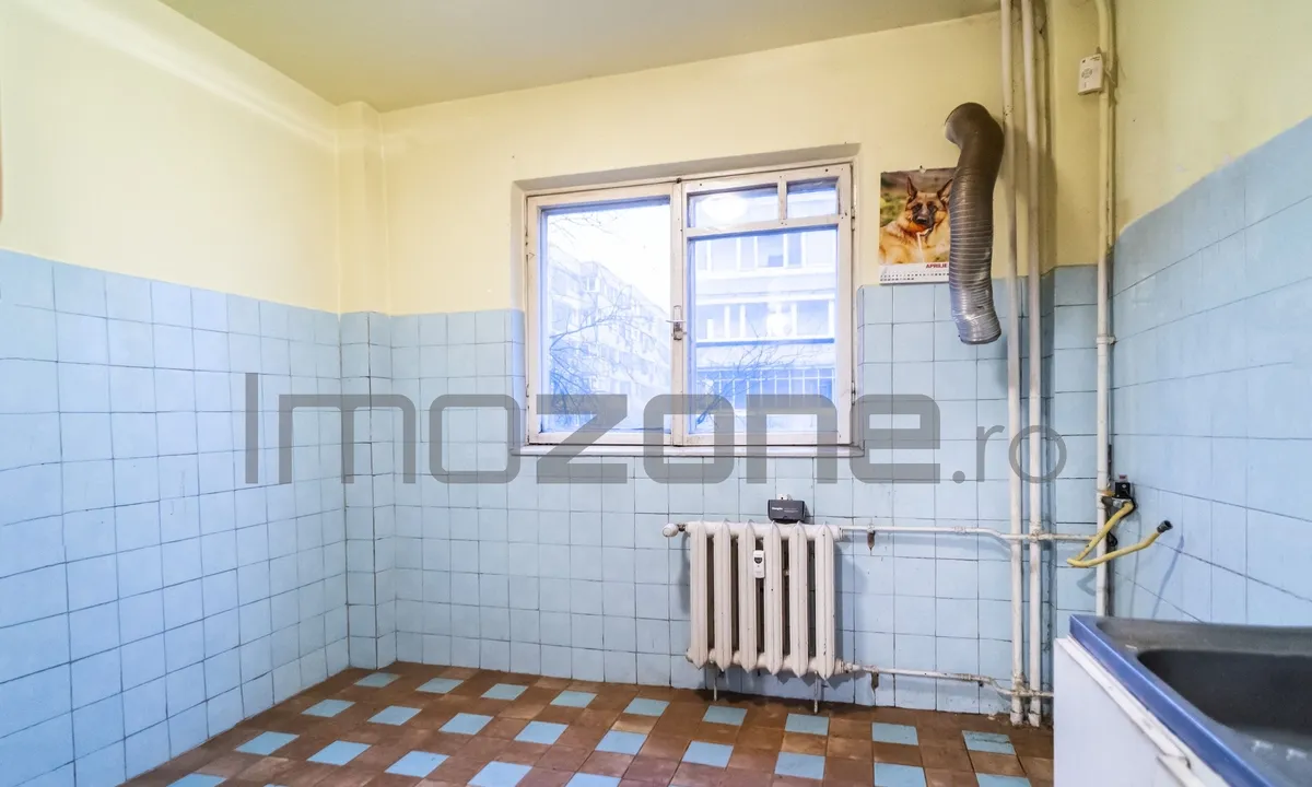 Drumul Taberei 3 camere 4/10 bloc stradal c tie 1980 bucatarie mare 2 bai