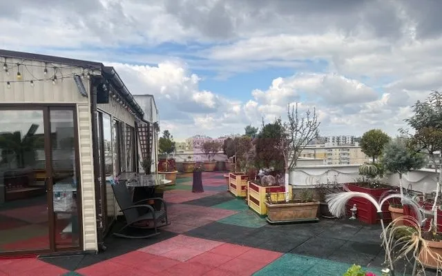 Apartament penthouse titan cu intimitatea si confortul unei case