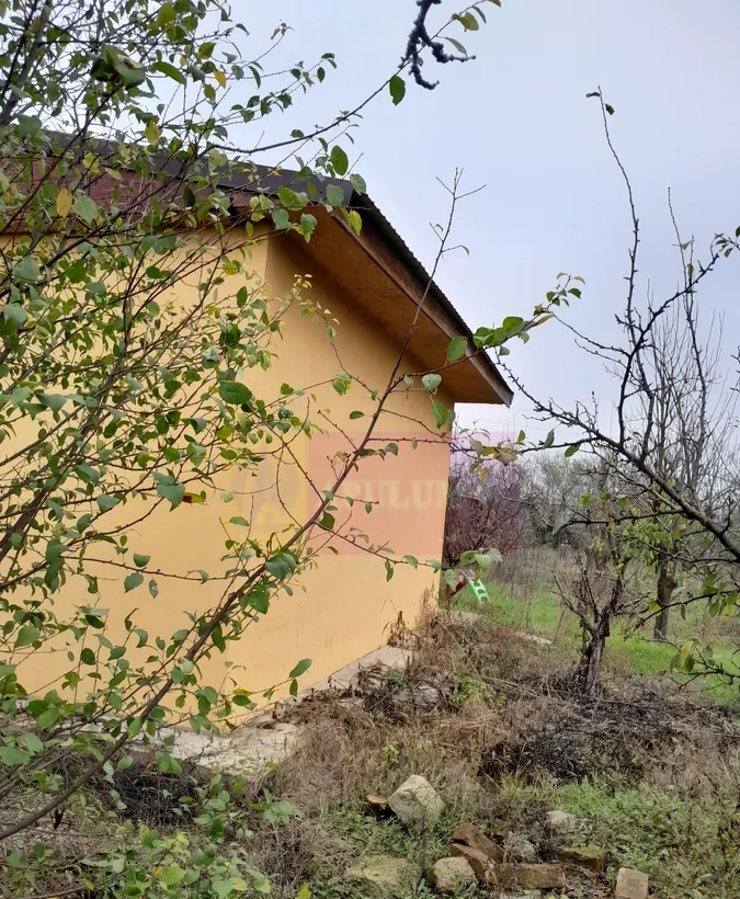 De vanzare casa teren 16k mp in barcanesti / il