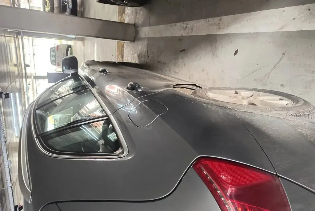 Audi Q5-Ma vinde desi sunt foarte buna 8 200 eur