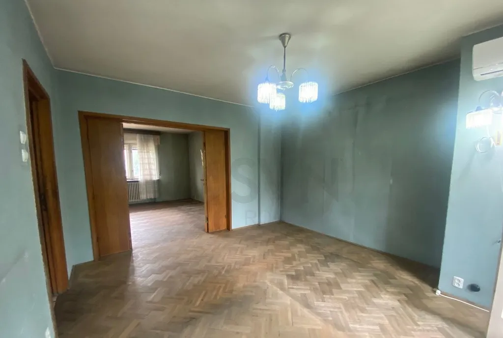 Apartament 3 camere in cladire cu 6 apartamente