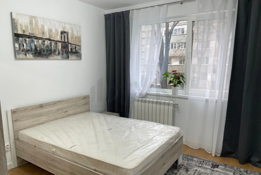 Apartament 3 camere in cladire cu 6 apartamente