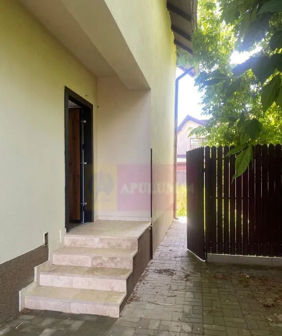 Duplex in vila 4 camere renovat 2025 curte 250 mp M