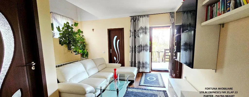 Proprietate Piatra Neamt Vila cocheta cu garaj beci si teren