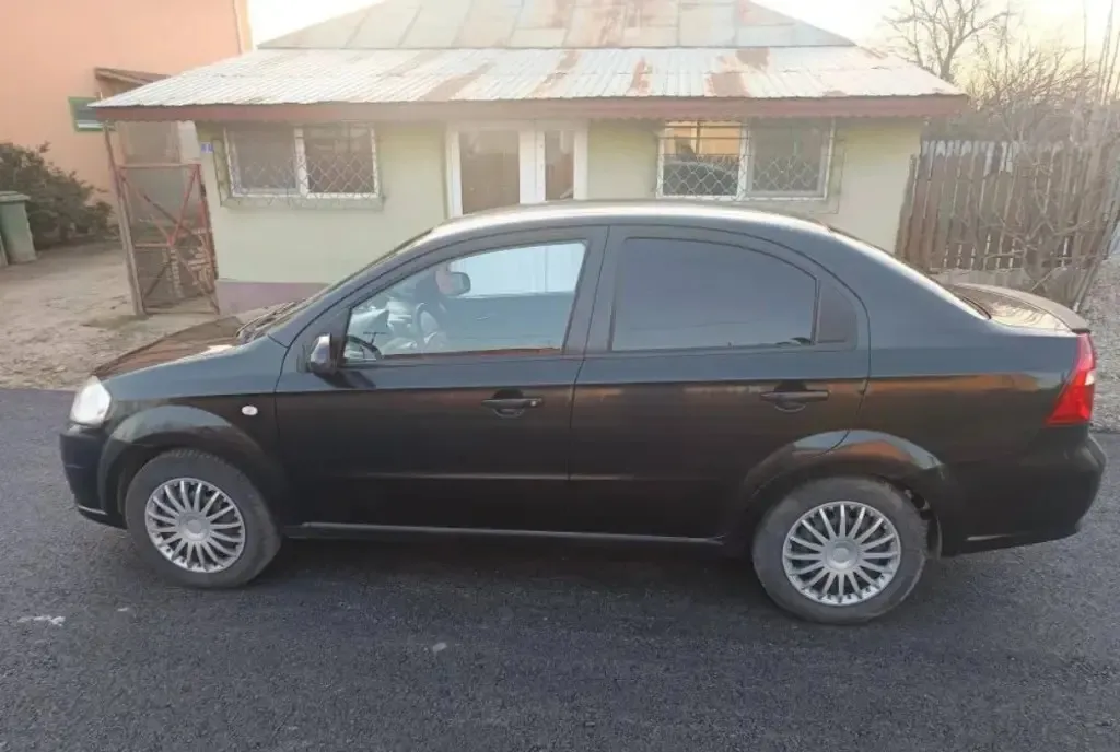 Chevrolet Aveo stare foarte buna 2 300 eur