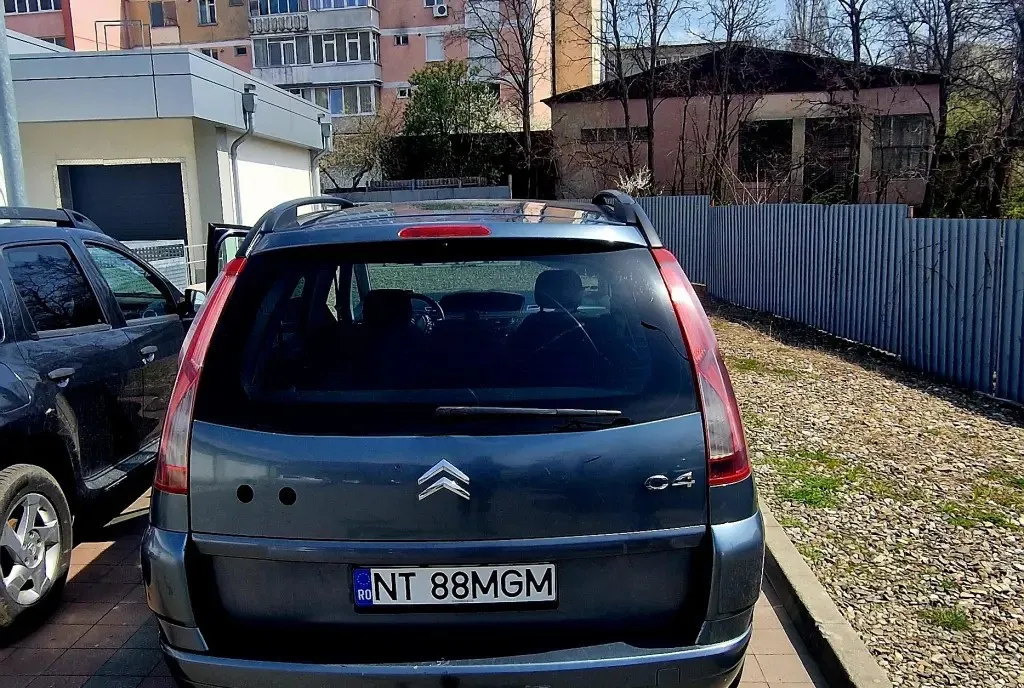 Citroen c4 grand picasso 2 300 eur