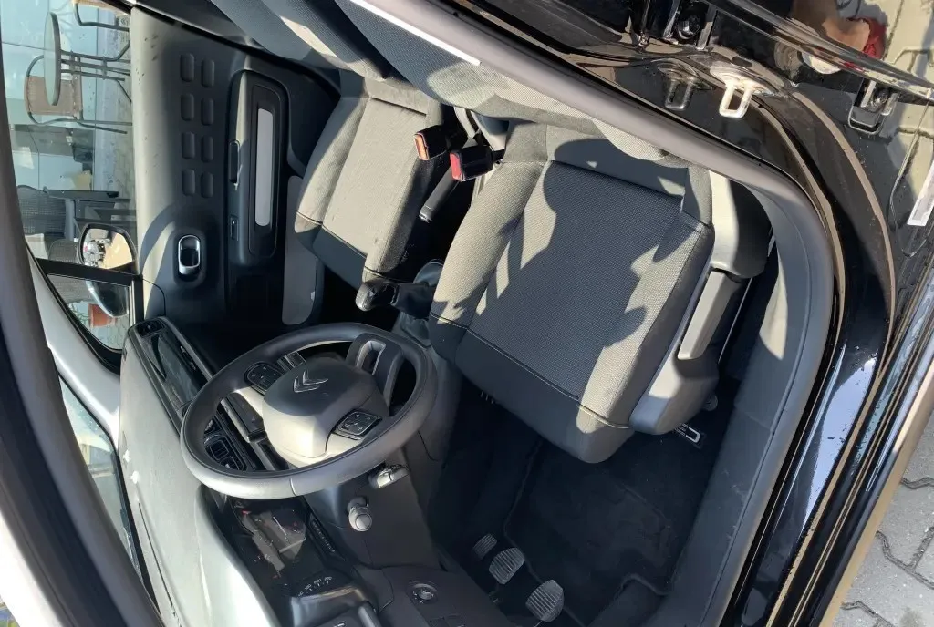 Citroen C3 12000km an 2021 8 000 eur