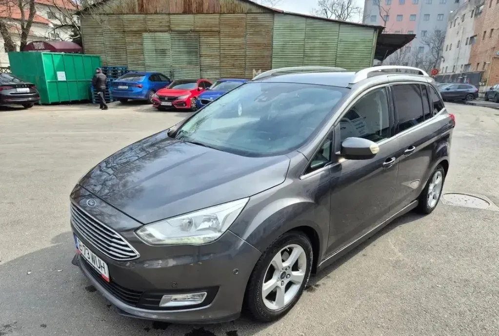 Ford Grand C-Max 2 0 TDCi automat Euro 6 de familie 6 200 eur