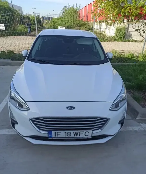 Ford Focus 2018 1 5 120 CP 7 600 eur