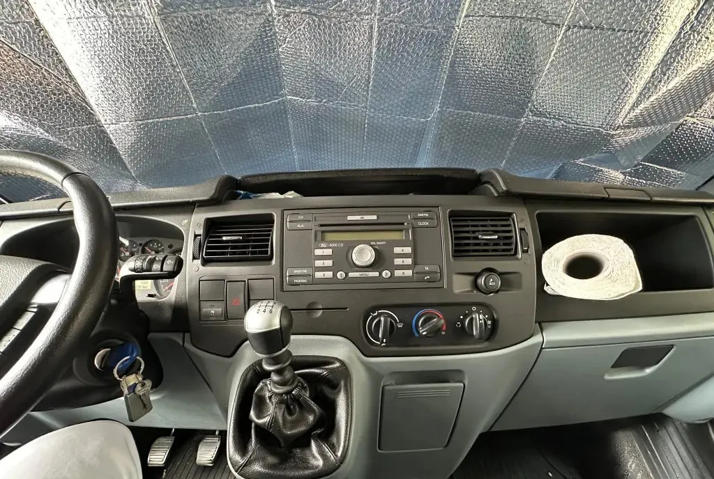 Ford Transit Furgon 23502 km 10 000 eur