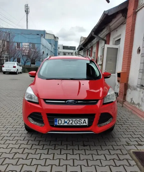 Ford Kuga ecoboost 10 000 eur