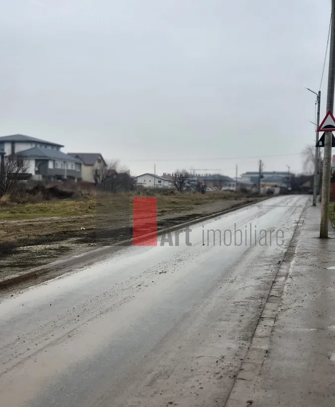 Dobroesti teren tripla deschidere