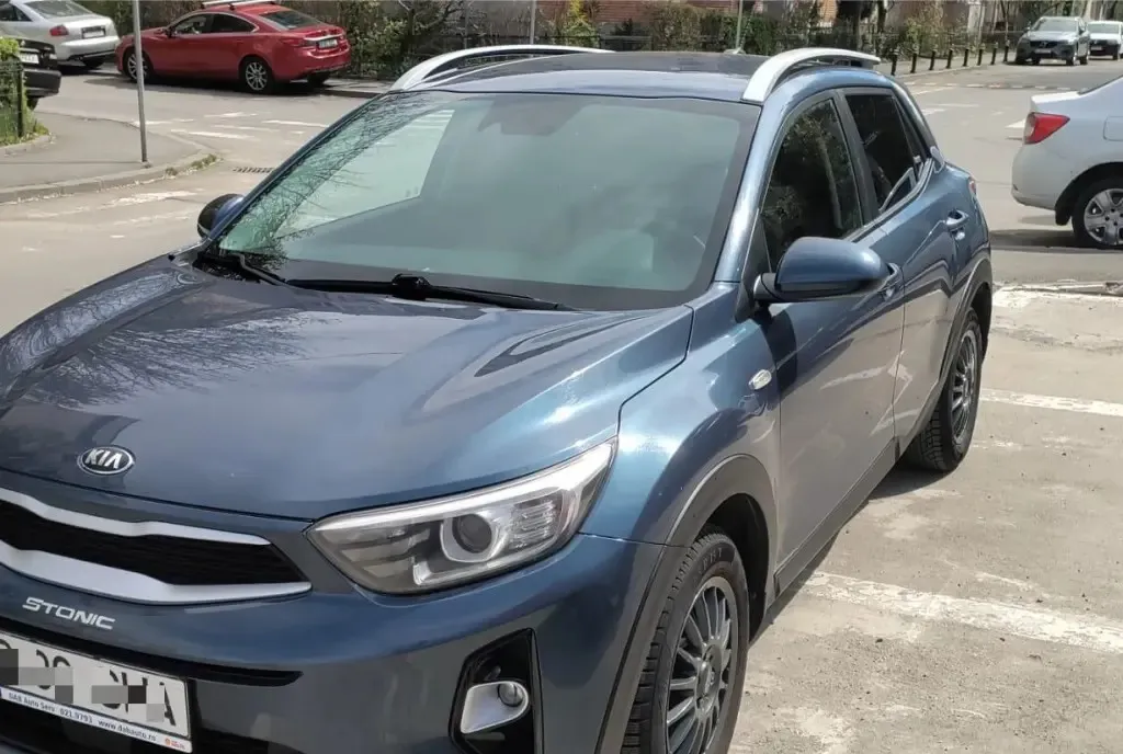 Kia stonic 1 4 -2019 9 700 eur