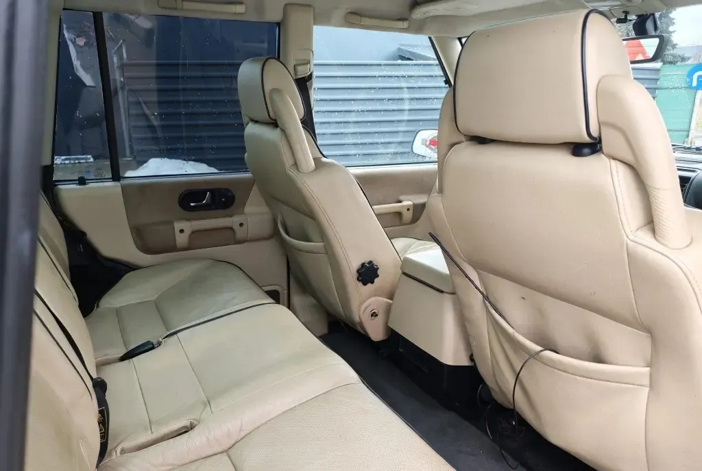 Land Rover Discovery 2 8 400 eur