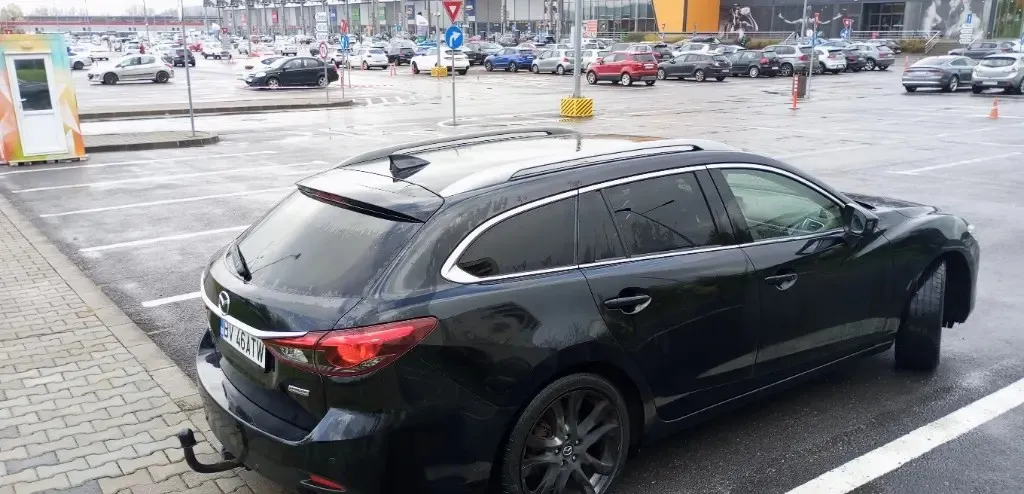 Mazda 6 autoturism 8 300 eur