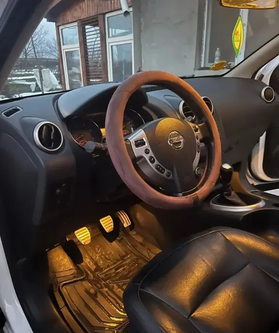 Nissan qashqai j10 1 5 dci 5 900 eur
