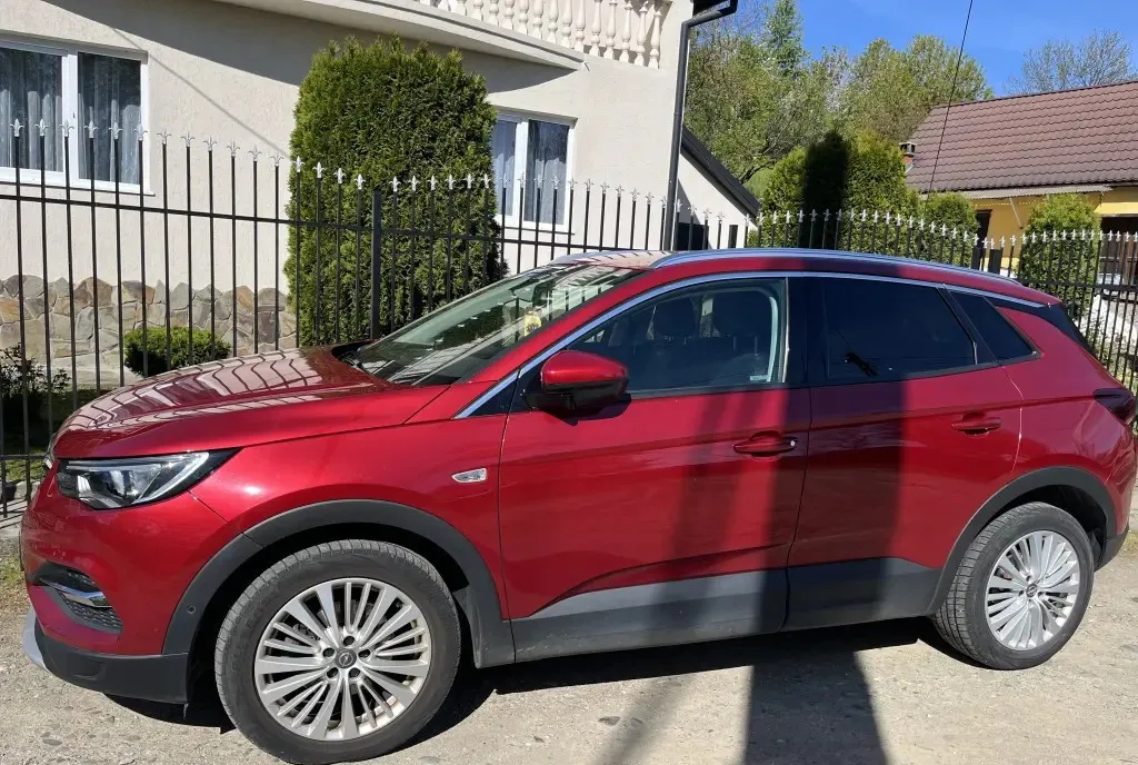 Opel Grandland X 12 700 eur