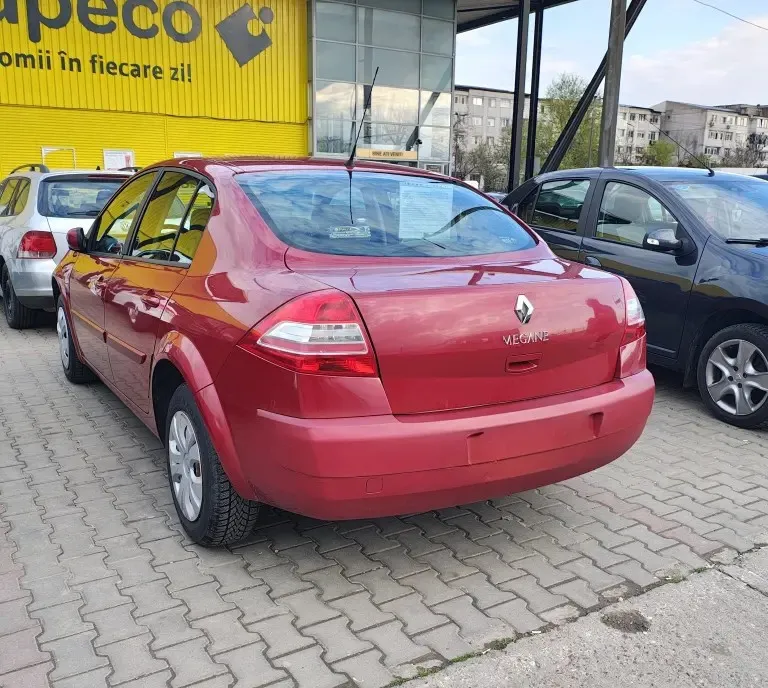 Renault Megane II Sedan 2008 - 89 500 km 2 749 eur