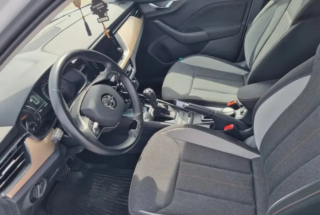 Skoda kamiq autoturism 19 900 eur
