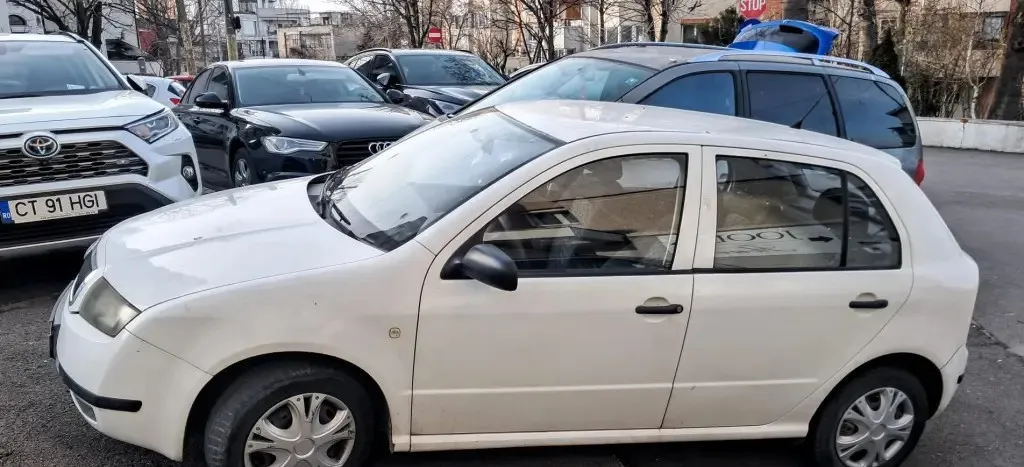 Autoturism Skoda Fabia 700 eur