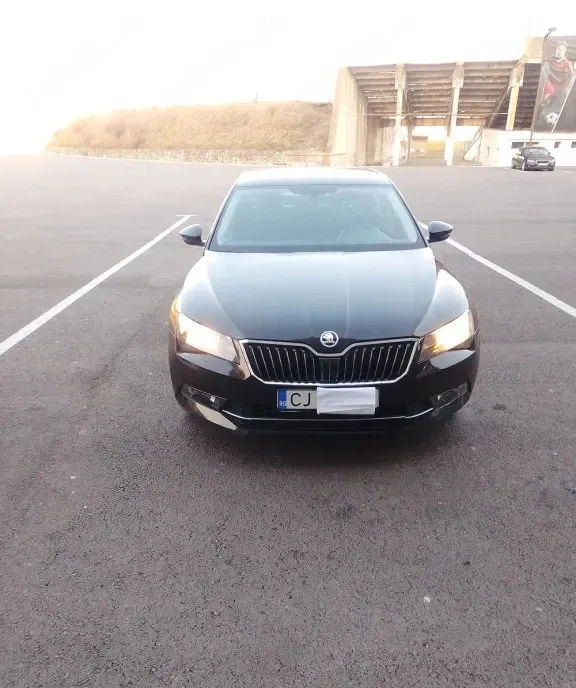 Skoda Superb 2018 12 500 eur