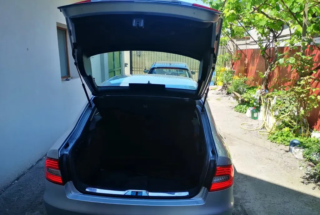 Skoda Superb 2015 2 0 TDI 140 CP 120 740 km Reali catalizato fara add blue 11 500 eur