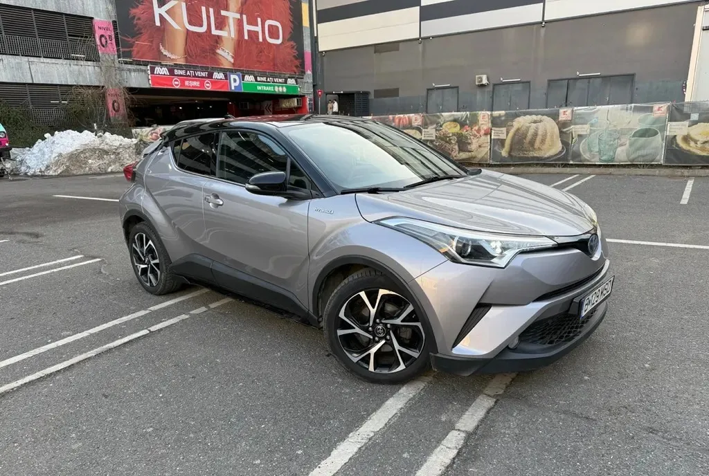 Toyota C-HR Hybrid Bi-Tone 2017 14 500 eur