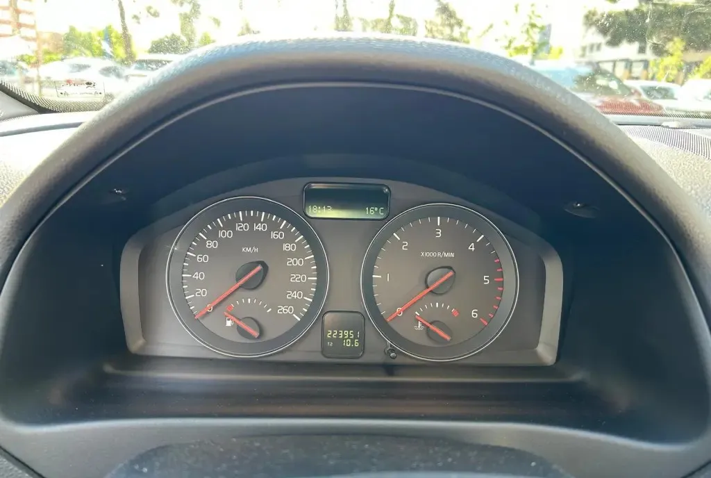 Volvo V50 Break 1 6d driveE 3 200 eur