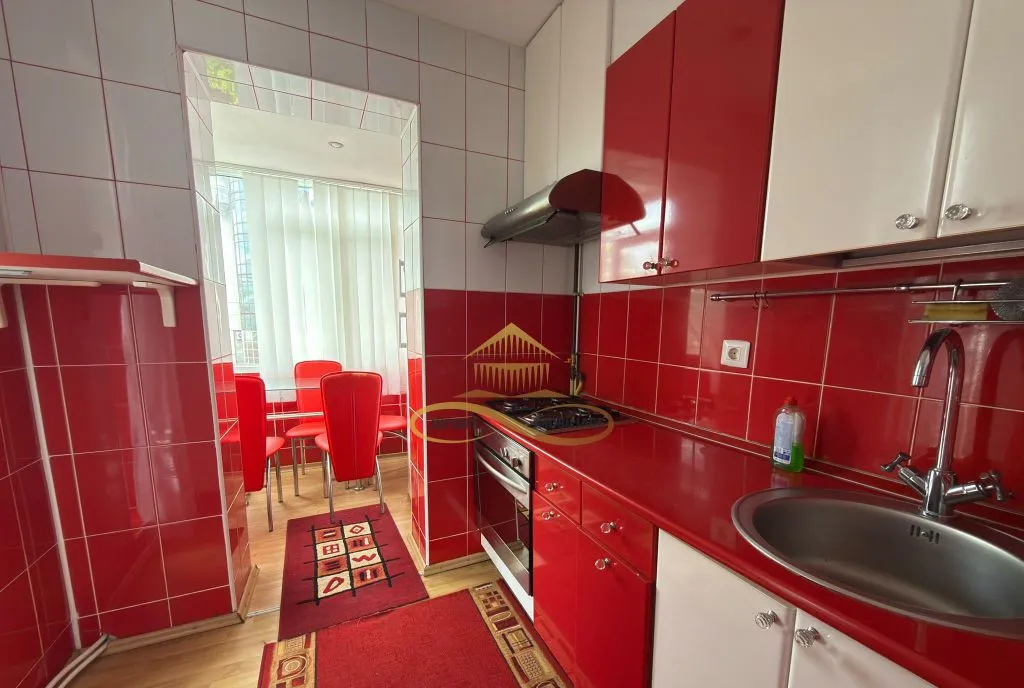 Apartament de inchiriat 2 camere la casa Bacau centru