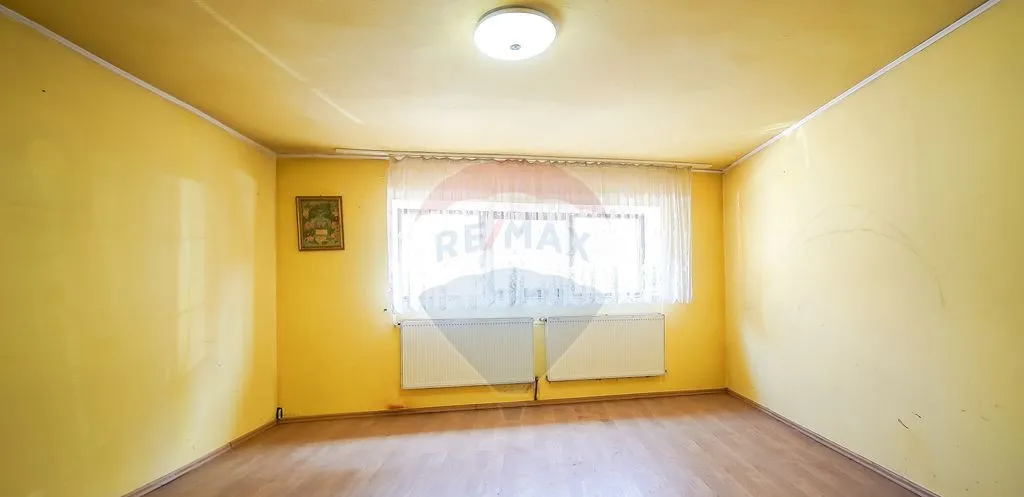 Casa cu curte de vanzare in Blumana - zona rar disp