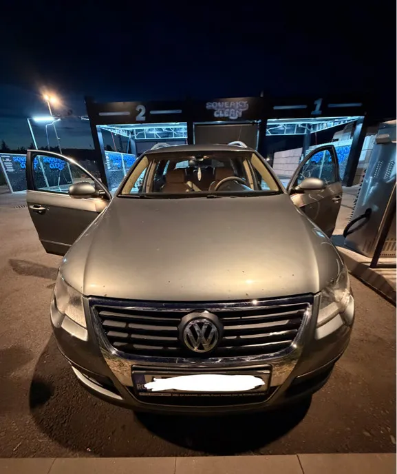 Volkswagen Passat B6 Variant 2 0 TDI DSG 2 500 eur