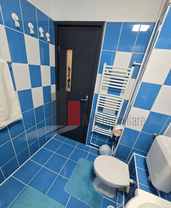 Vindem apartament cu 3 camere Crangasi