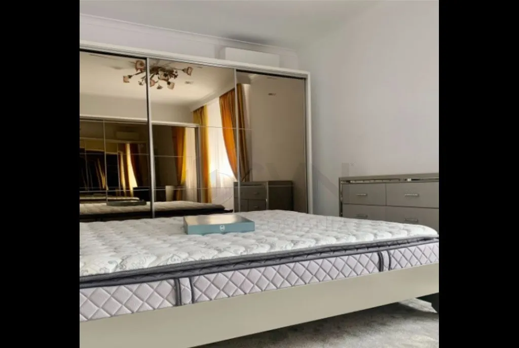 Penthouse luxos cu terasa spectaculoasa in zona centrala