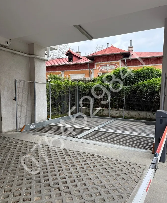 Iancului 5 min metrou str Agricultori nr 40 bloc 2019 loc parcare