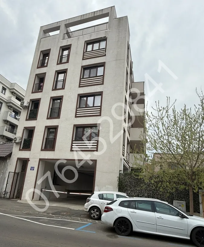 Iancului 5 min metrou str Agricultori nr 40 bloc 2019 loc parcare
