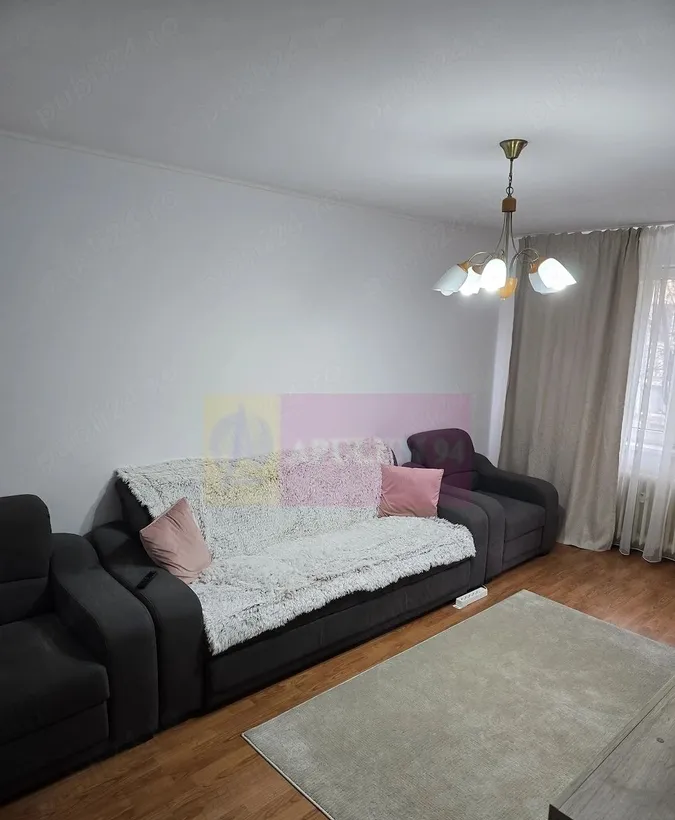 Apartament 3 camere decomandat Aparatorii Patriei