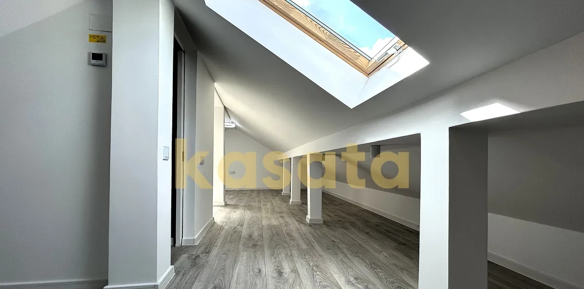 Vila Cosmopolis complet renovata premium mansarda amenajata