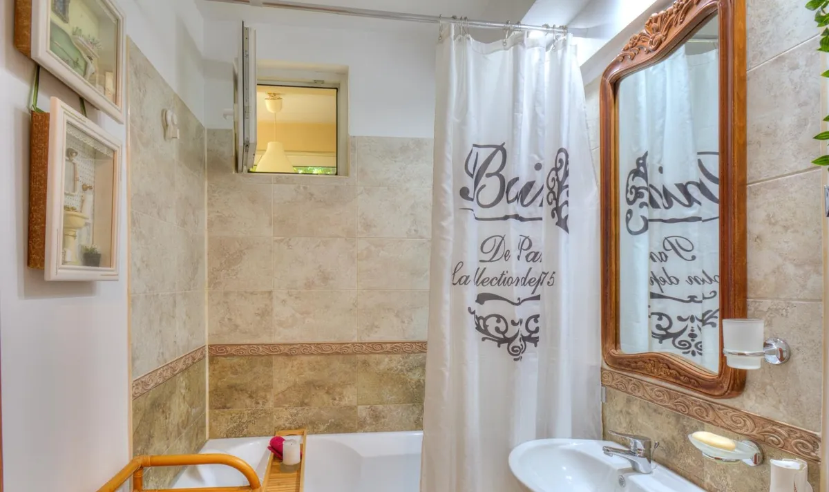 Aleea Barajul Lotru Metrou Titan 2 min apartament 2 camere