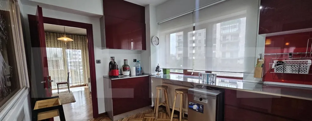Apartament de lux cu 4 camere 148 mp la etajul 1 Targovis