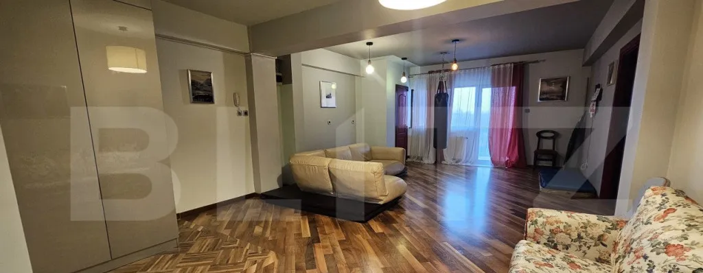 Apartament de lux cu 4 camere 148 mp la etajul 1 Targovis