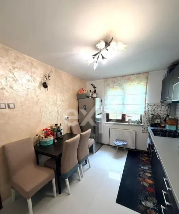 Liniste confort si intimitate - Casa moderna in Brad