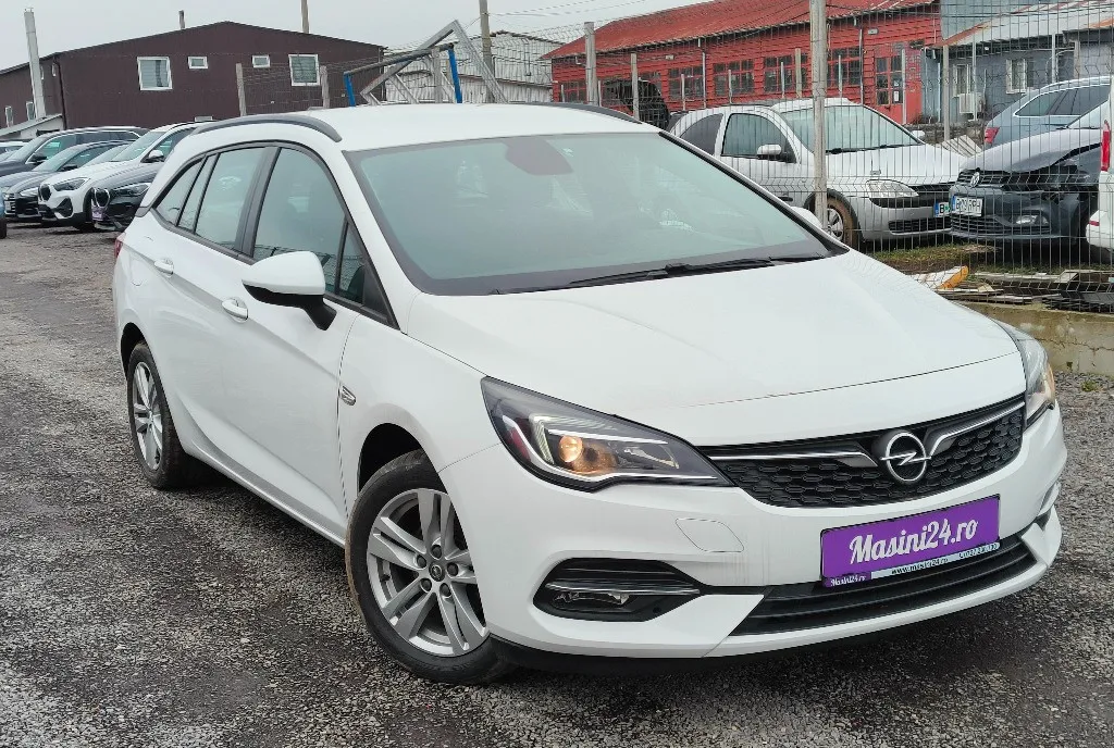 Opel Astra K-2020/senzori /navi 3D/E6/Garantie/Km reali 7 490 eur