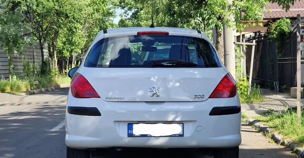 Peugeot 308 Facelift 11 2010 1 6 HDi 95 CP Euro 5 RO 1 890 eur