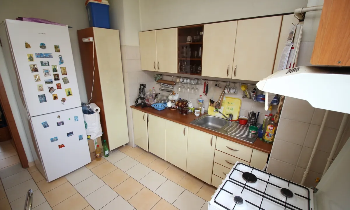 Crangasi Ceahlau centrala proprie 3 camere cu living de 31 mp