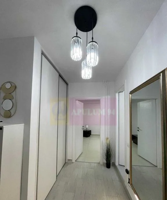 Garsoniera spatioasa de vanzare Vitan la cateva m