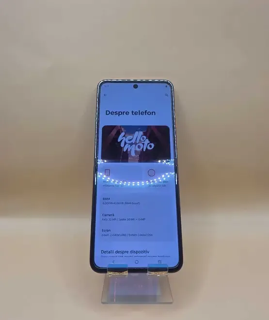 Motorola Razr 50