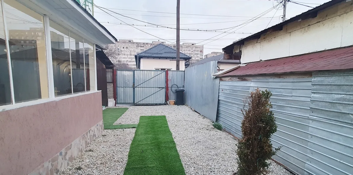 Sectorul 5 Str Flautului excelent conectata zona linistita casa