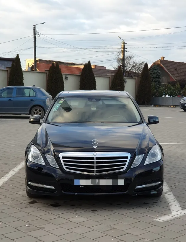 Mercedes Benz 220