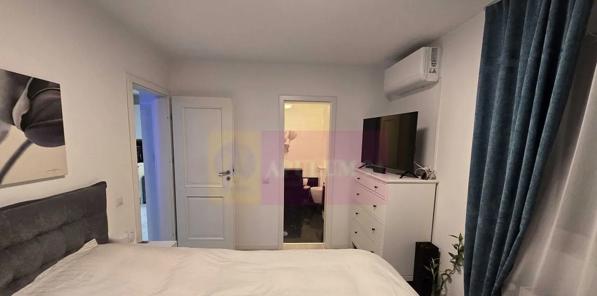 Apartament 3 cam dec 66 mp utili bloc boutique 2014 Giulesti